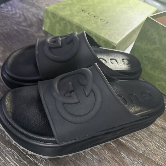 Gucci Women's Black Interlock G Platform Sandals - Picture 1 of 6